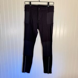 Athleta Black Trail Setter Moto Leggings Black Stretchy Athletic Motion Pants 6